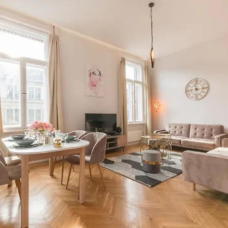 Space And Elegance In The Heart Of