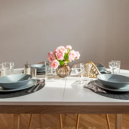 شقة Space And Elegance In The Heart Of بودابست
